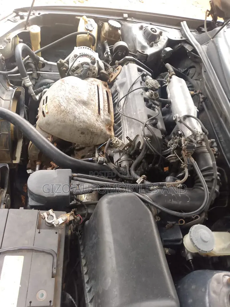 Toyota Camry 2000 Gray