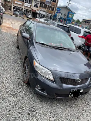 Toyota Corolla 2010 Gray