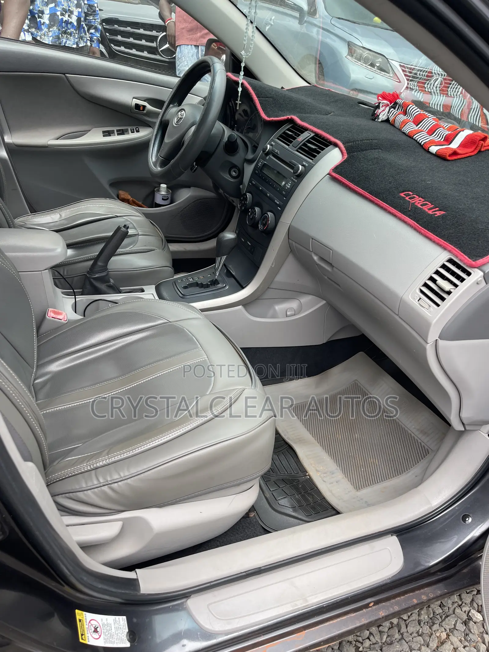 Toyota Corolla 2010 Gray