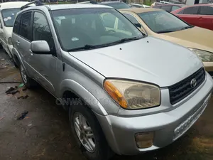 Toyota RAV4 Automatic 2003 Silver