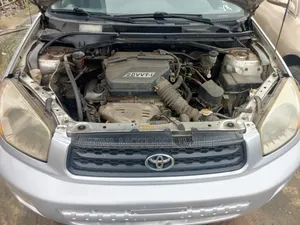 Toyota RAV4 Automatic 2003 Silver