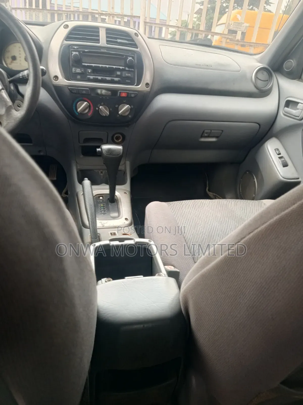 Toyota RAV4 Automatic 2003 Silver