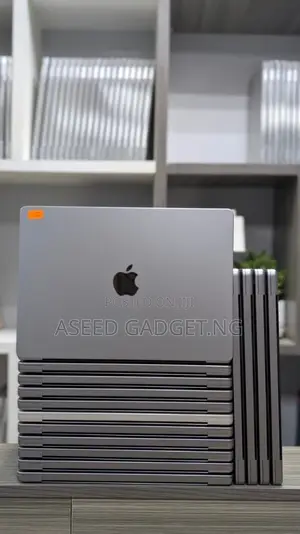 Laptop Apple MacBook 16GB Intel Core i7 SSD 256GB