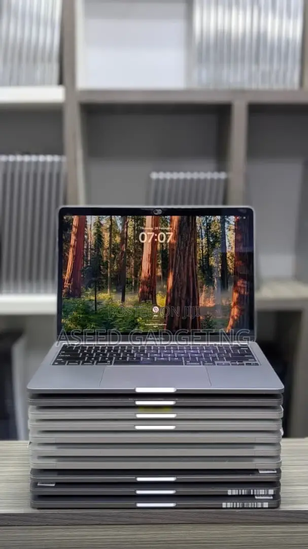 Laptop Apple MacBook 16GB Intel Core i7 SSD 256GB