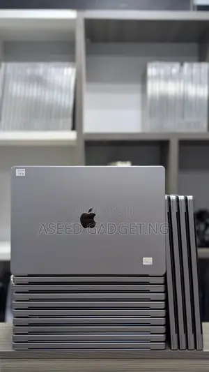 Laptop Apple MacBook 16GB Intel Core i7 SSD 256GB