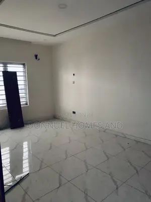 2bdrm Townhouse / Terrace in Lekki Expressway for rent
