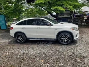 Mercedes-Benz GLE-Class 2016 White