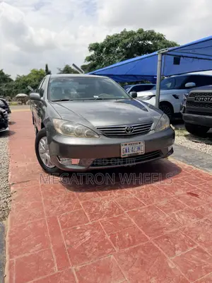 Toyota Camry LE 4dr Sedan (2.4L 4cyl 5A) 2006 Gray