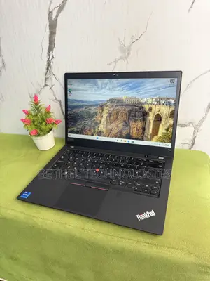 Laptop Lenovo ThinkPad T14 G2 16GB Intel Core i7 SSD 256GB