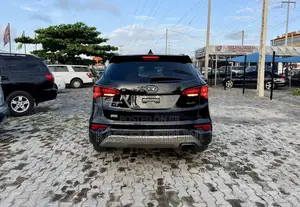 Hyundai Santa Fe 2018 Black