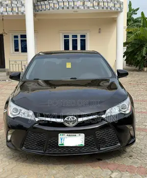 Toyota Camry 2016 Black