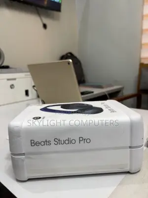 Beats Studio Pro