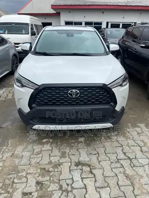 Toyota Corolla Cross 2.0 Petrol FWD 2022 White