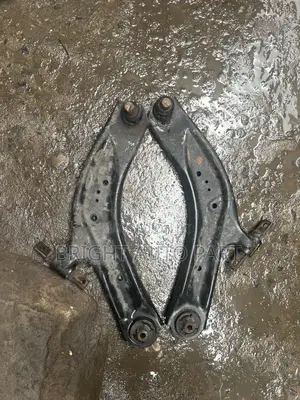 Front Low Arm Nissan Rogue 2015 Model