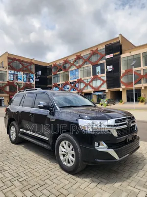 Toyota Land Cruiser 5.7 V8 VXR 2020 Black