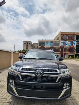 Toyota Land Cruiser 5.7 V8 VXR 2020 Black