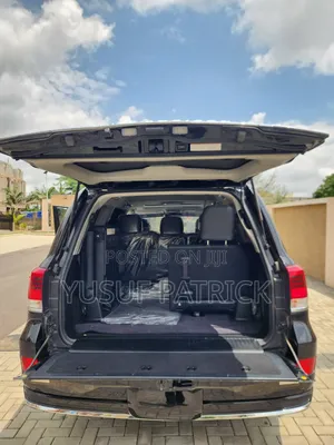 Toyota Land Cruiser 5.7 V8 VXR 2020 Black