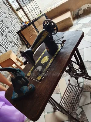 Manual Sewing Machine