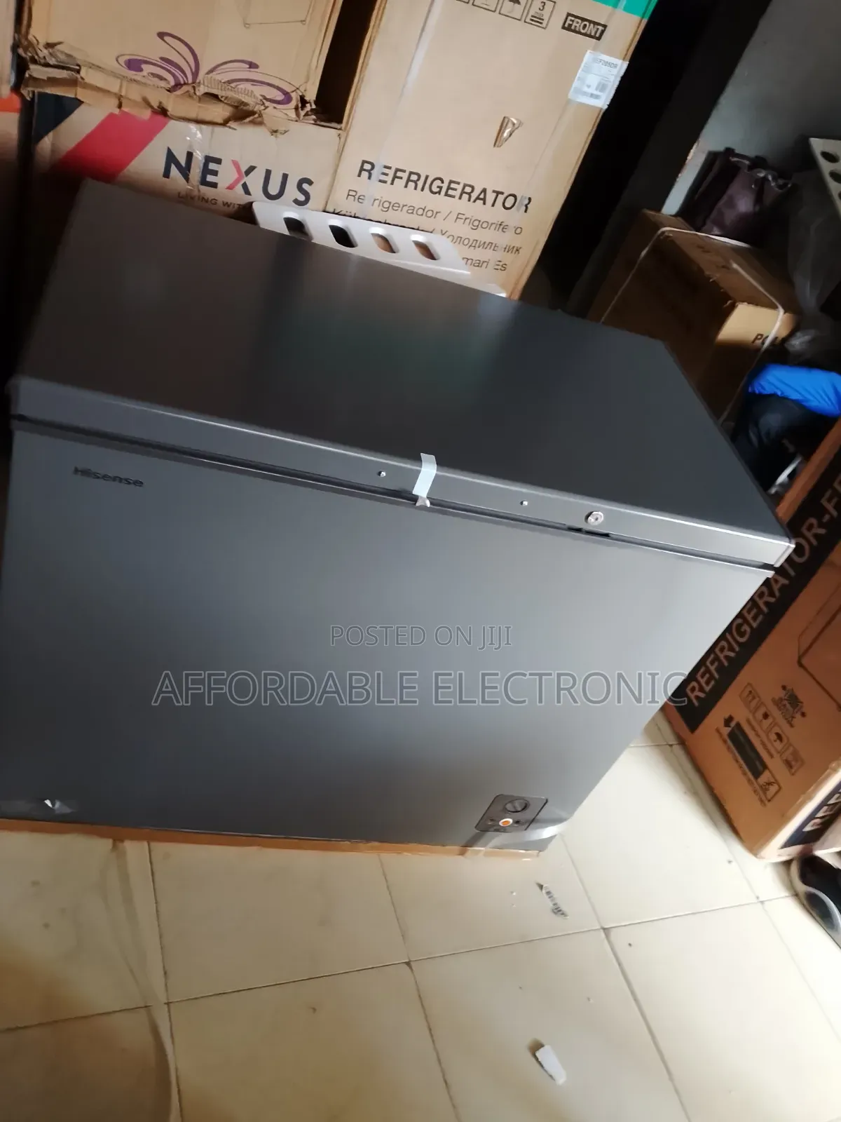 Durable Hisense 250l Chest Freezer+ Led Light