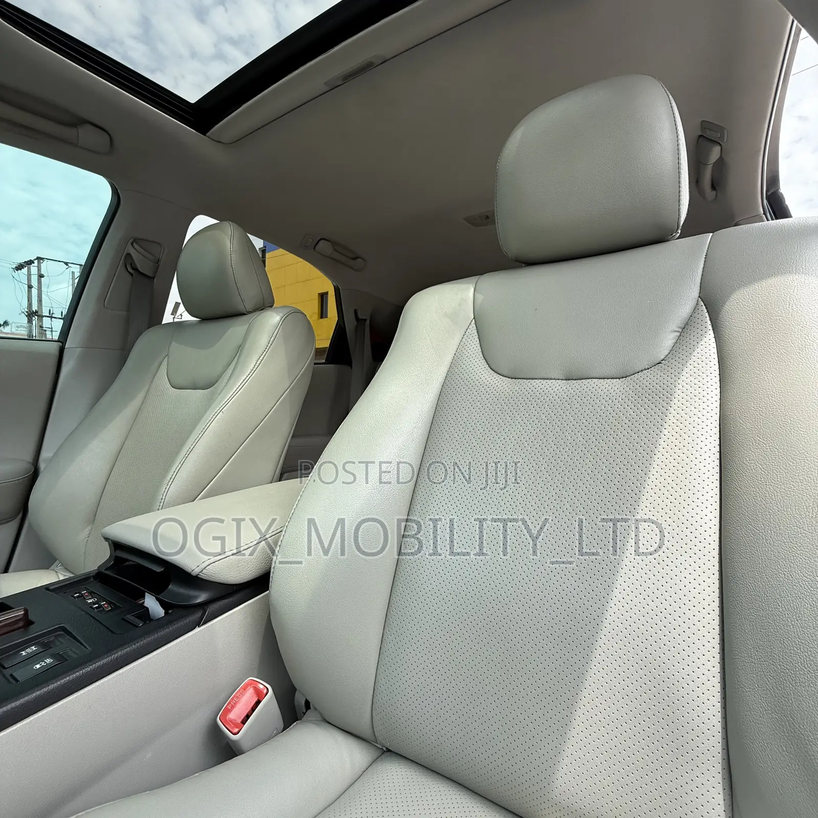 Lexus RX 2011 Gray