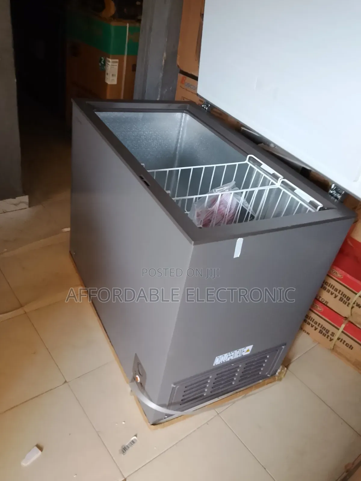 Hisense 250l Deep Freezer