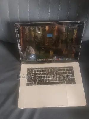 New Laptop Apple MacBook Pro 2018 32GB Intel Core i7 SSD 512GB