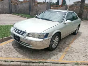 Toyota Camry 2001 Silver