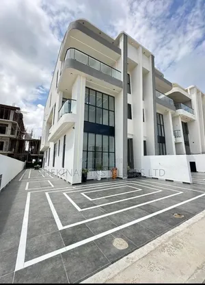 Furnished 5bdrm Duplex in Lekki Phase 1 for sale