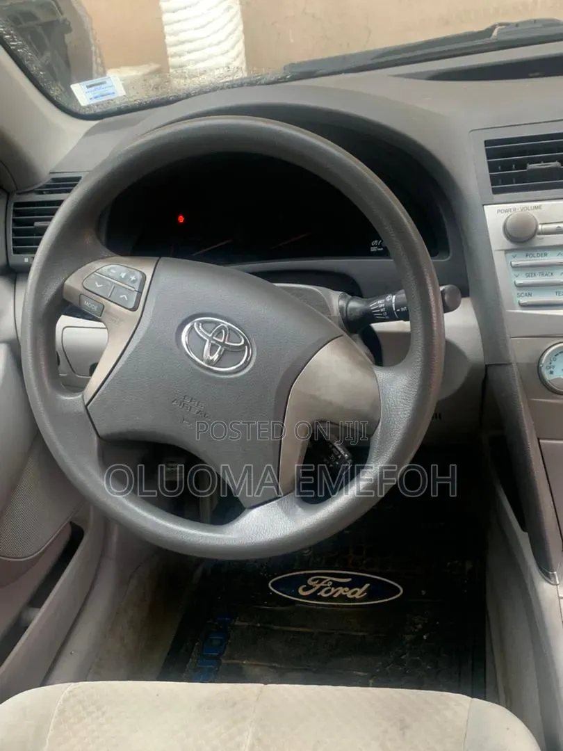 Toyota Camry 2007 Gray