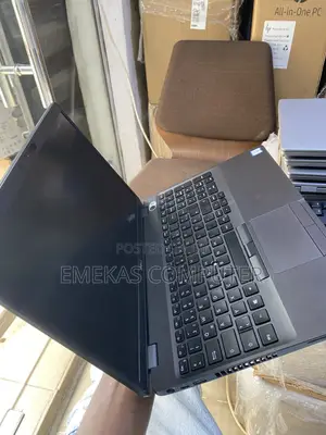 Laptop Dell Latitude 5501 8GB Intel Core i7 SSD 256GB