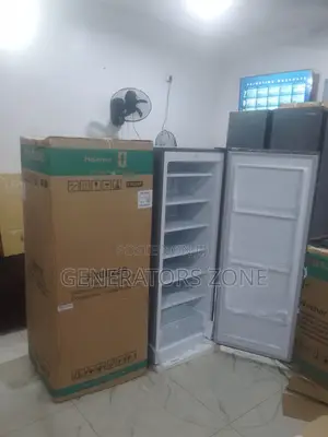 Hisense Rs-189dr Upright Freezer With Practical Organization