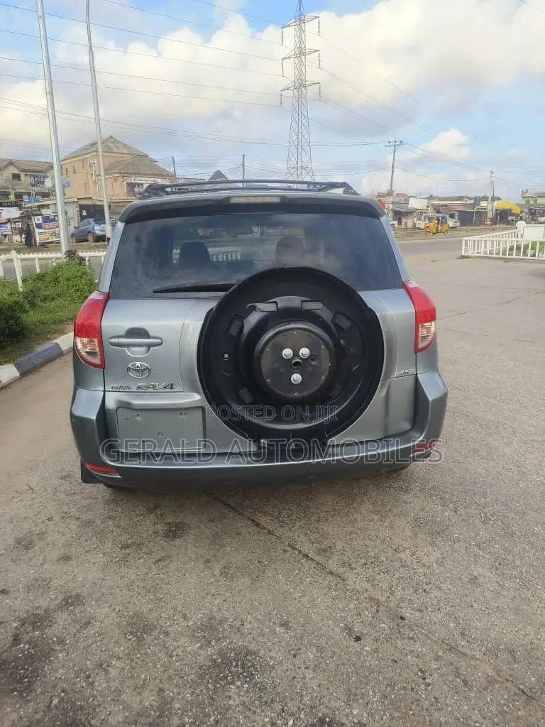 Toyota RAV4 2007 Gray