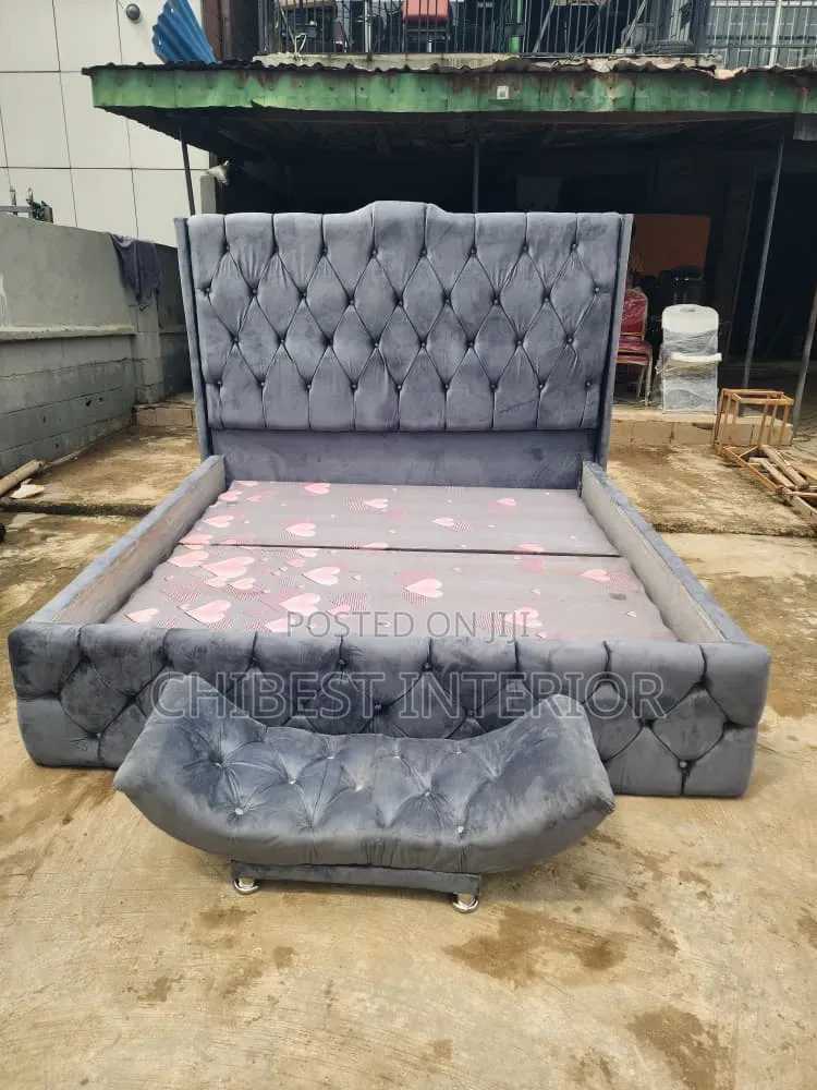 Padded 6by6 Bed Stand.