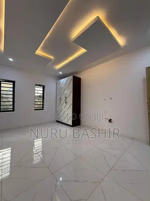 Furnished 5bdrm Duplex in Shonande Omolayo, Akobo for sale