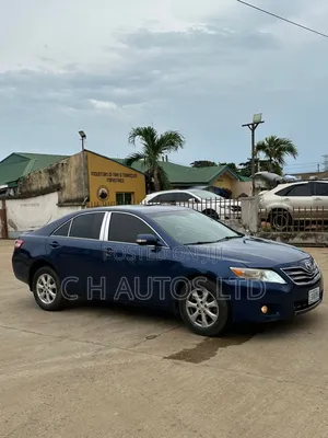 Toyota Camry 2011 Blue