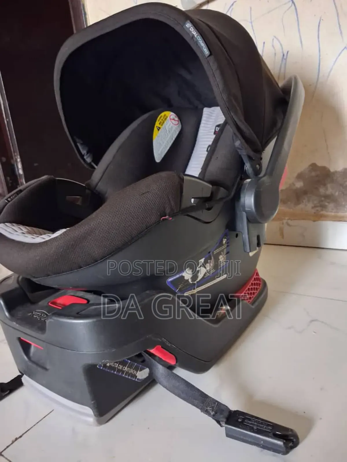 Baby's Car Seat