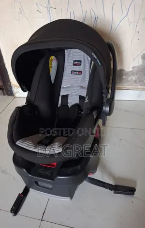 Baby's Car Seat