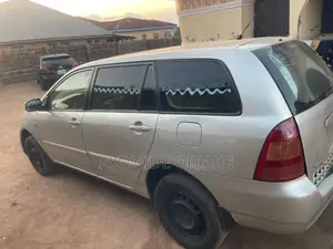Toyota Corolla 2004 Silver
