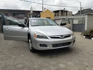 Honda Accord 2007 Silver