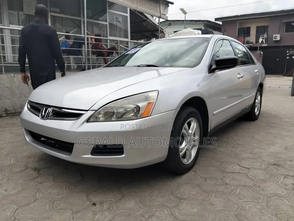 Honda Accord 2007 Silver