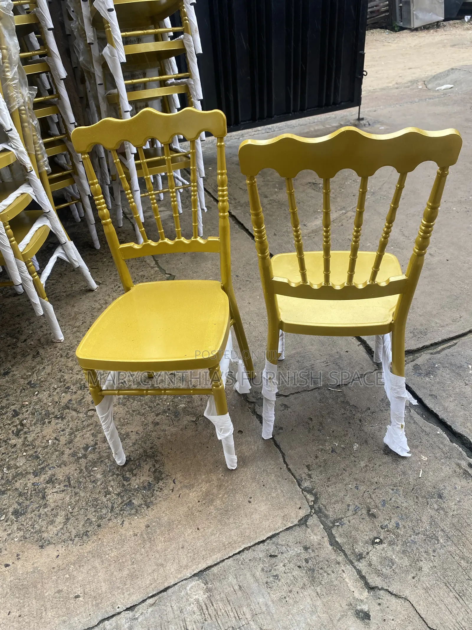 King Crown Event Chair