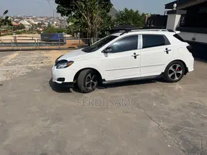 Toyota Matrix 2010 White