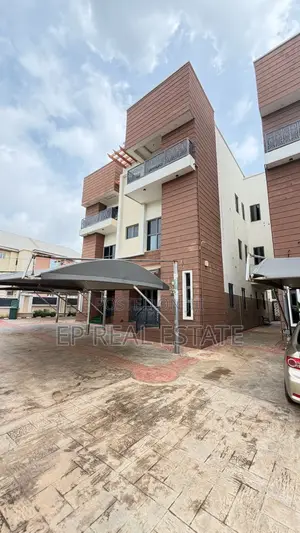 4bdrm Duplex in Kaura for sale