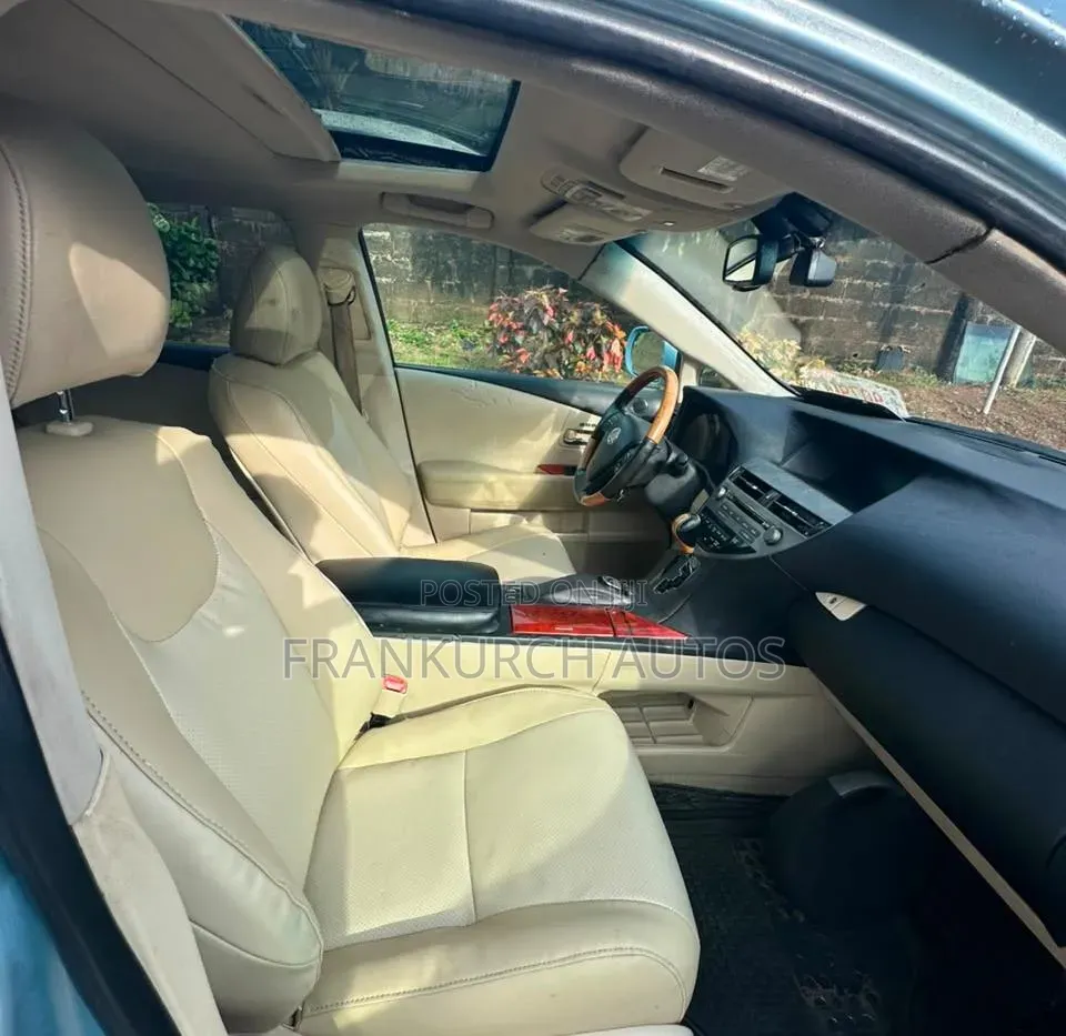 Lexus RX 2011 Blue