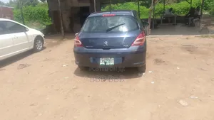 Peugeot 308 2010 Blue