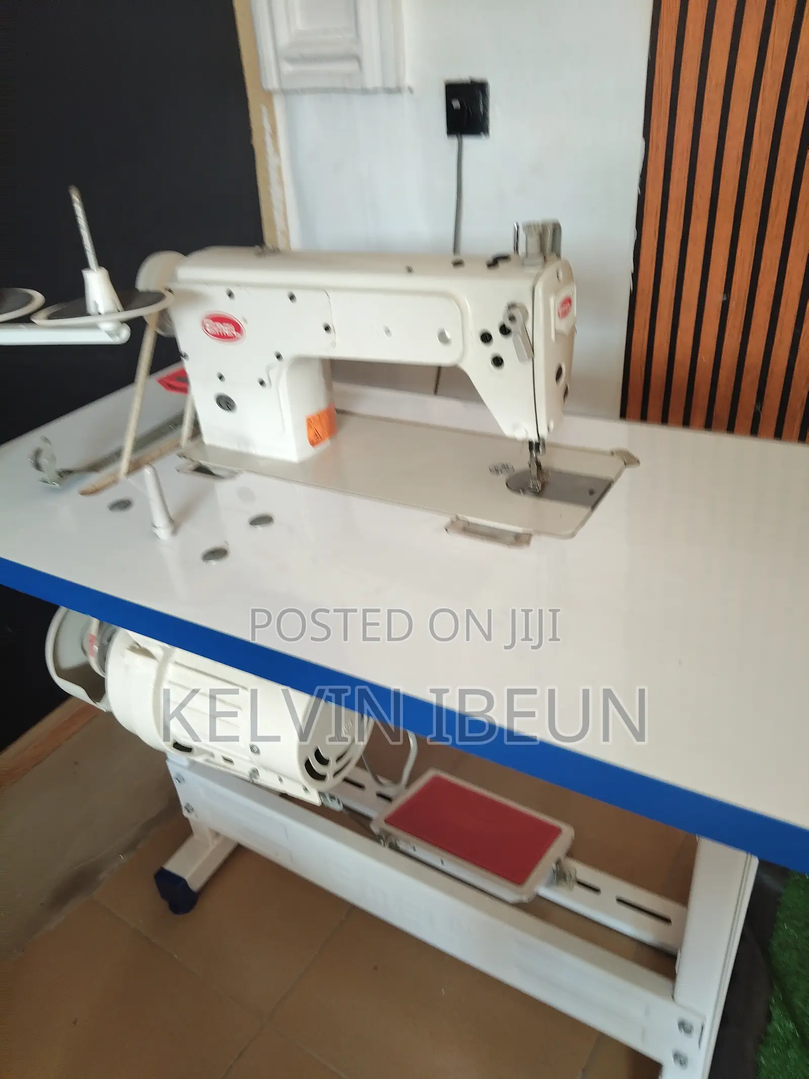 Industrial Sewing Machine