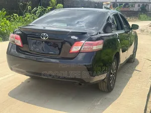 Toyota Camry XLE 4dr Sedan (2.4L 4cyl 5A) 2009 Matt Black