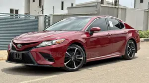 Toyota Camry XSE V6 FWD (3.5L 6cyl 8AM) 2018 Maroon
