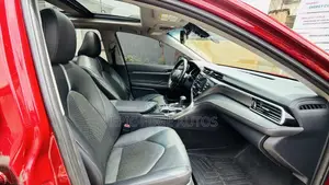 Toyota Camry XSE V6 FWD (3.5L 6cyl 8AM) 2018 Maroon