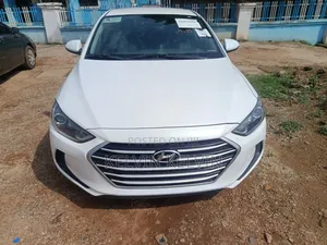 Hyundai Elantra 2017 White